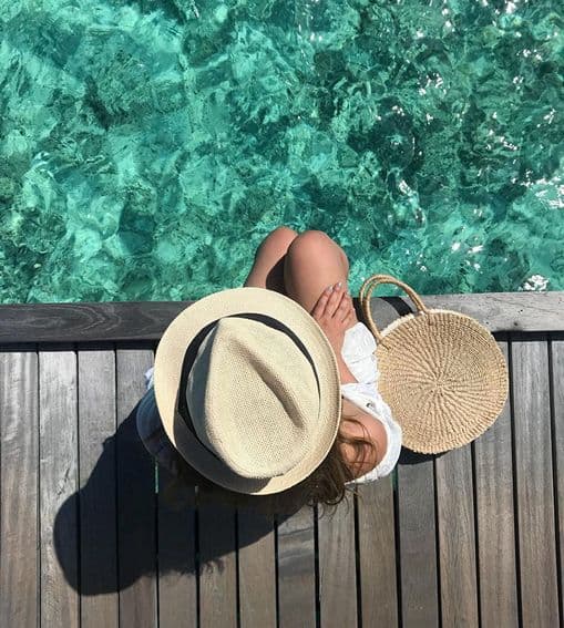 Denise Laurel sizzles in stunning bikini photos 