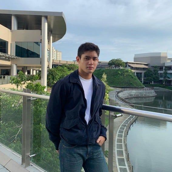 Grae Fernandez next gwaping like his father