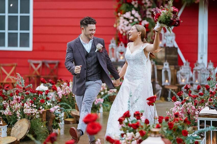 mr and mrs llamar