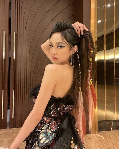 amakabogera palaban maymay