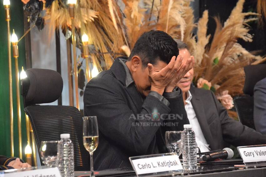 IN PHOTOS: Gary V, pumirma ng bagong kontrata sa ABS-CBN