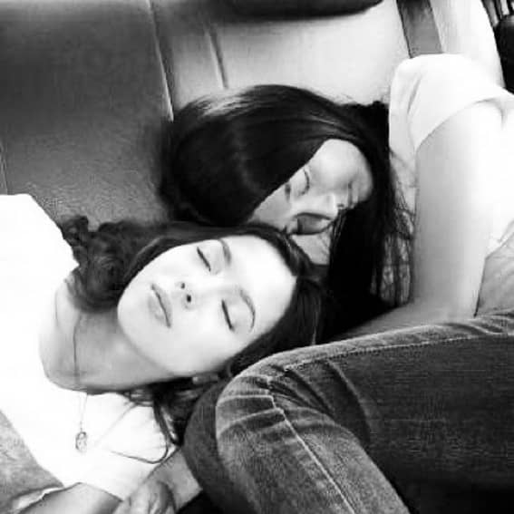 Photos of Julia Montes with her best friend Kathryn Bernardo