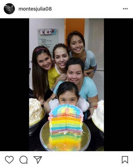 Photos of Julia Montes with her best friend Kathryn Bernardo