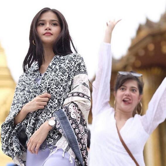 Unfiltered photos of Sue Ramirez