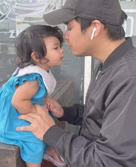 McCoy De Leon with his adorable baby girl Felize
