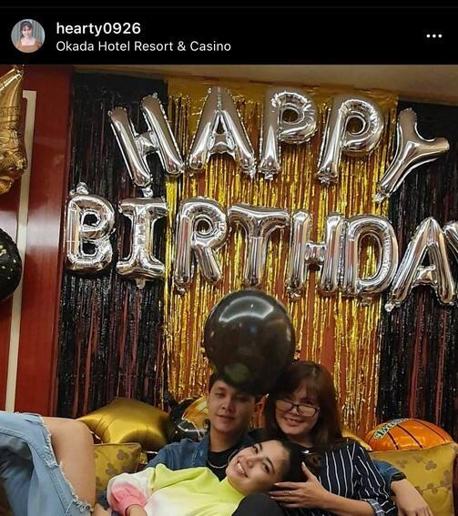 Jane De Leon with her family