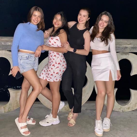 Sunshine Cruz & her daughters ABSCBN Entertainment