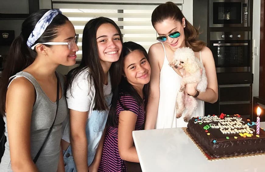 Sunshine Cruz & her daughters ABSCBN Entertainment