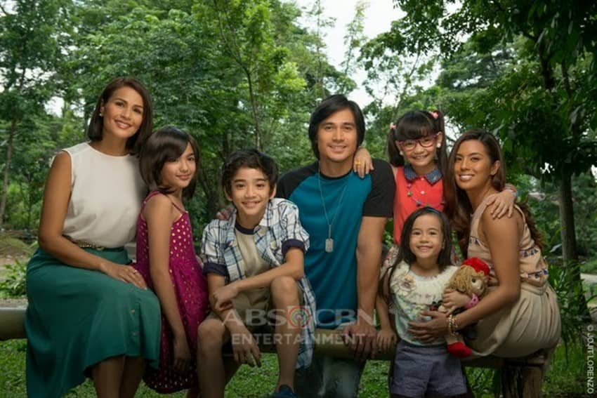 The lead stars of Hawak Kamay (2014)