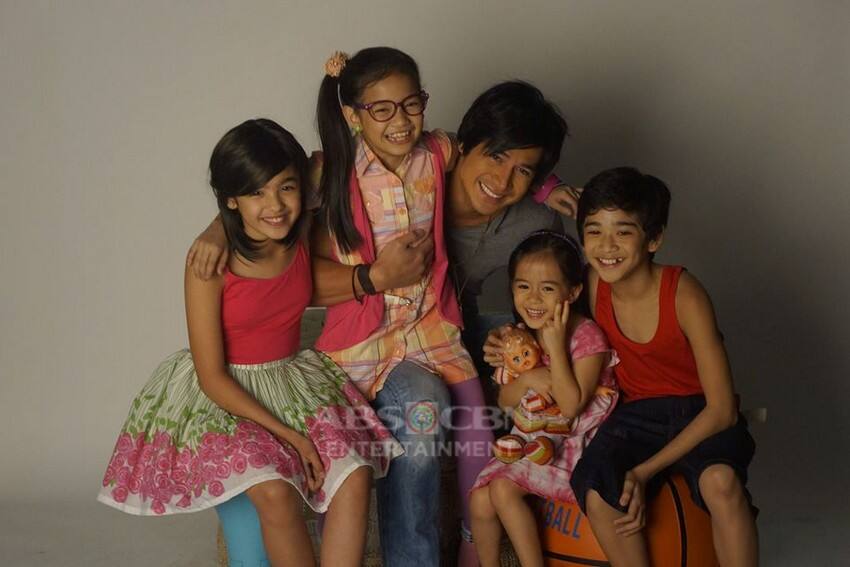 Piolo with Zaijian, Xyriel and Yesha in Hawak Kamay (2014)