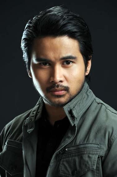 Joem Bascon as Cristobal in Nasaan Ka Elisa? (2011)