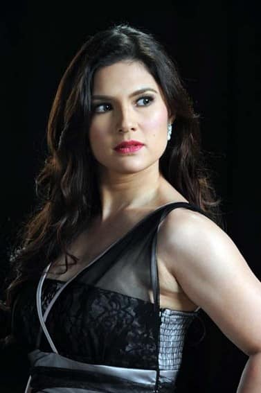 Vina Morales as Cecille in Nasaan Ka Elisa? (2011)
