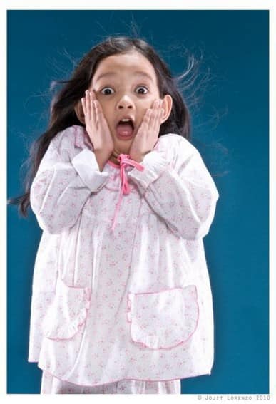 6-year-old Xyriel Manabat as a cute ghost in Momay (2010)