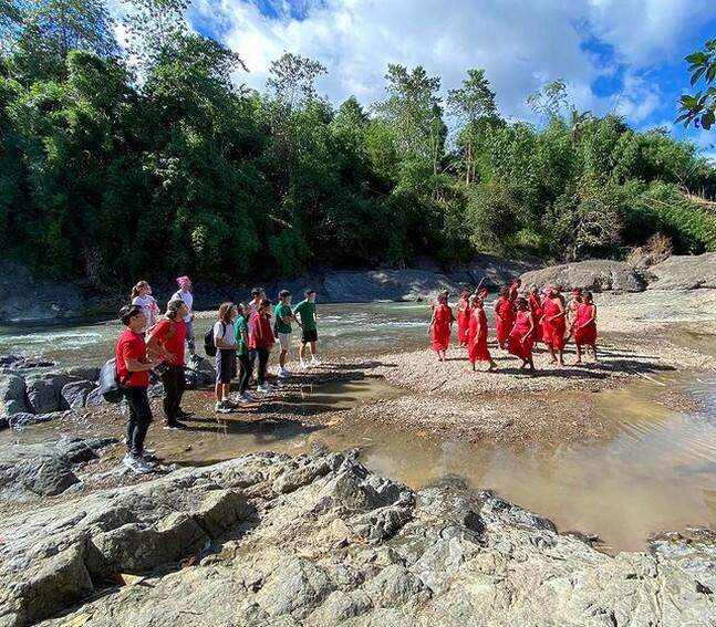 LOOK: The stars of La Vida Lena at the “Ikaw Ang Liwanag At Ligaya” ABS-CBN Christmas ID shoot