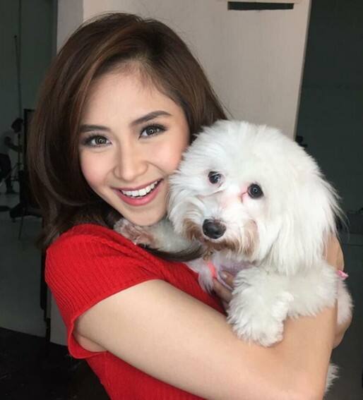 Celebrities who own pets