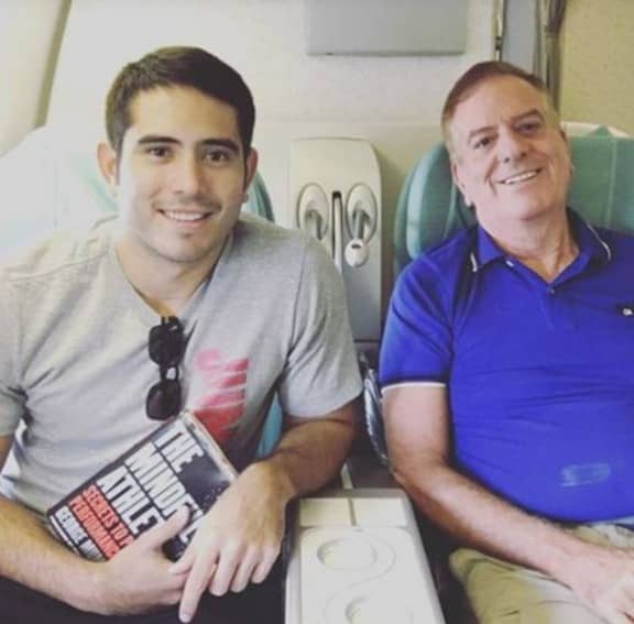 Celebrities with their supportive non-showbiz dads!