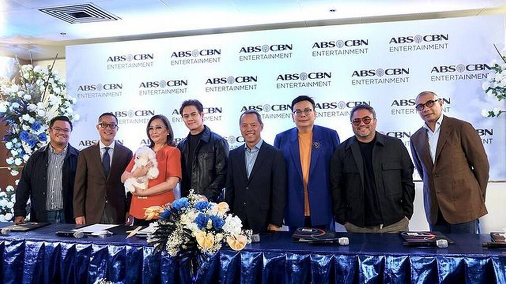 PHOTOS Enriquel Gil Contract Signing 2023 | ABS-CBN Entertainment