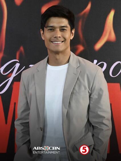 The cast of Nag-aapoy Na Damdamin