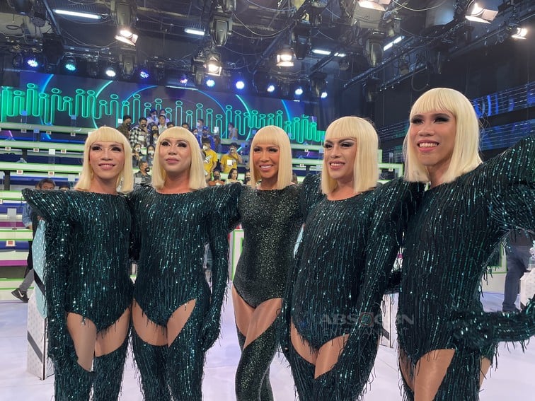 Vice Ganda Everybody Sing