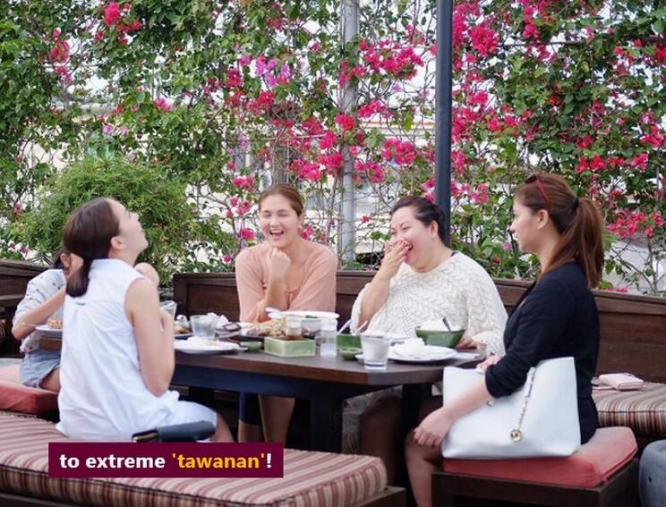Dimples Romana with her closest friends