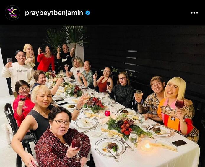 PHOTOS: It’s Showtime family’s fun, colorful holiday celebration with their loved ones