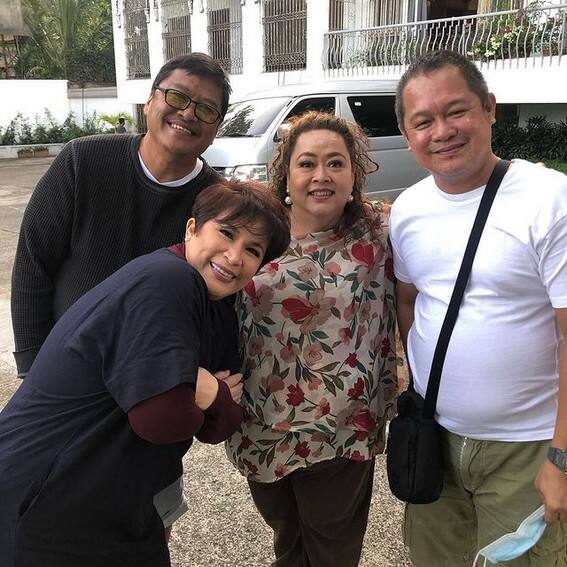La Vida Lena cast behind the scenes