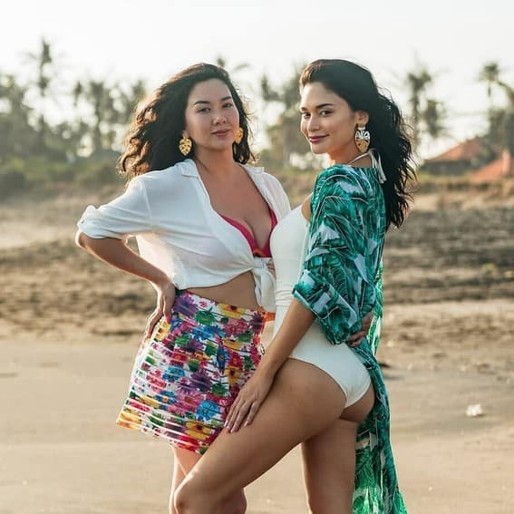 11 Photos of Pia Wurtzbach with her ever supportive sister! | ABS-CBN