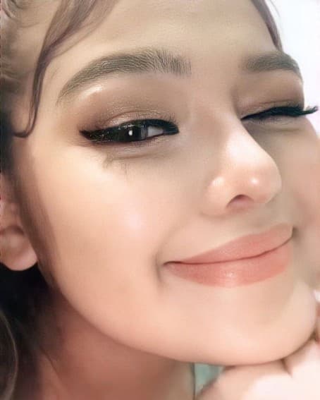 Janine Berdin’s glow-up transformation in 48 photos