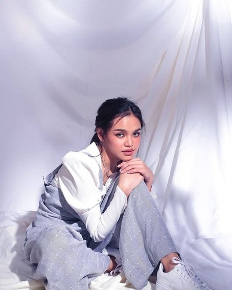 Zephanie’s beautiful transformation in 33 photos