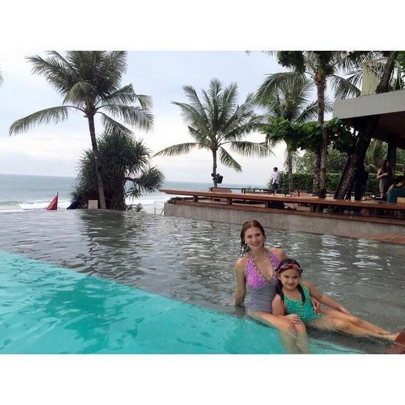 Vina Morales with her beautiful