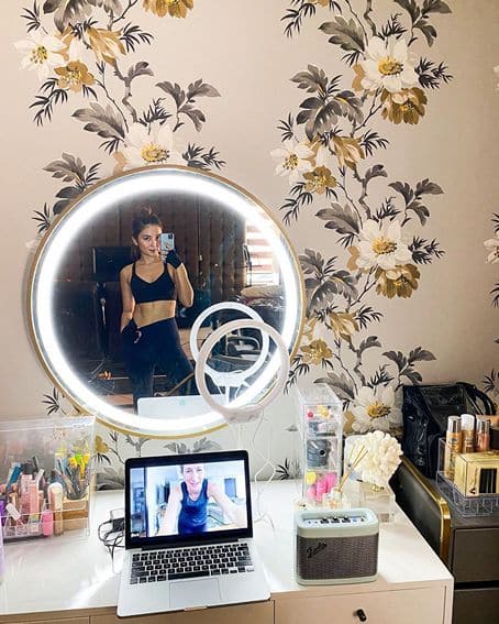 Kathryn bernardo post workout selfies