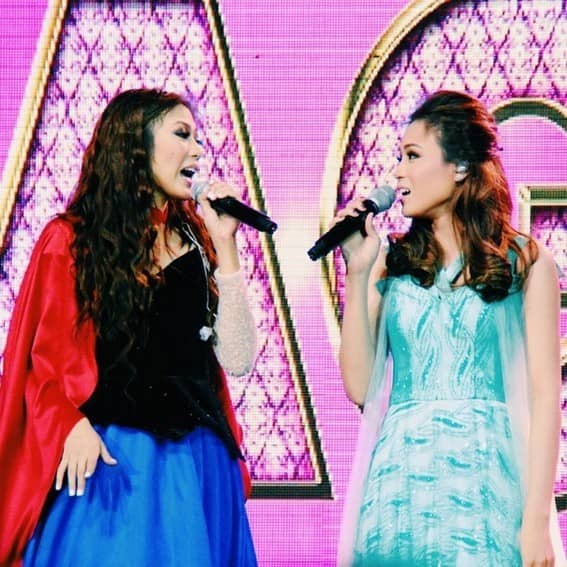 Photos of Toni Gonzaga with her sister Alex