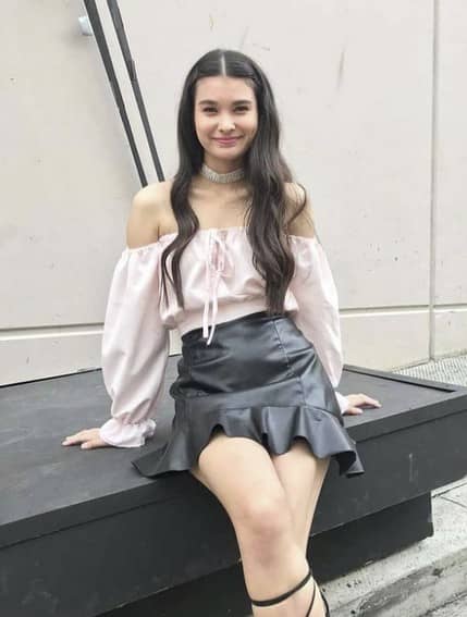 Anji Salvacion natural beauty in these photos