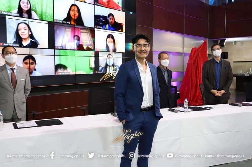 star magic shines on contract signing