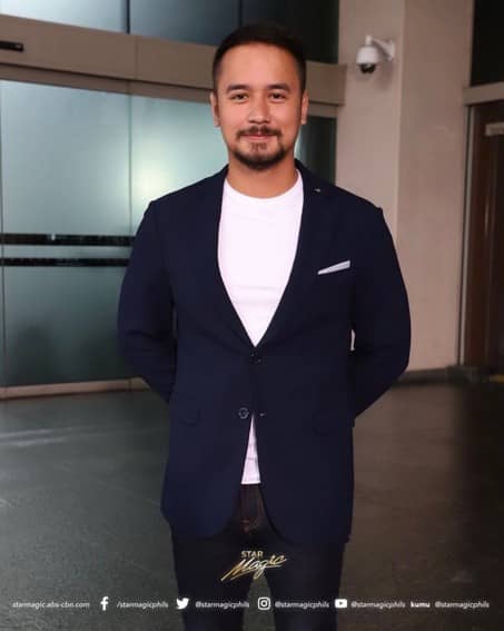 star magic shines on contract signing