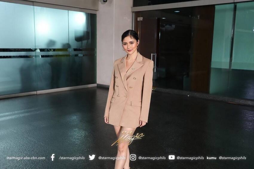 star magic shines on contract signing