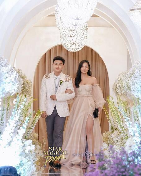 Star Magical Prom Ivory Carpet