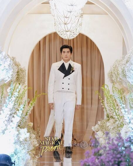 Star Magical Prom Ivory Carpet