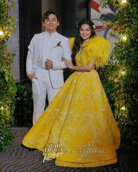 Star Magical Prom Ivory Carpet