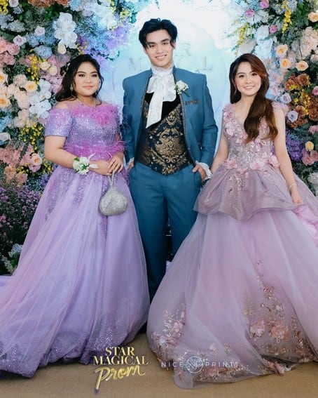 Star Magical Prom Ivory Carpet
