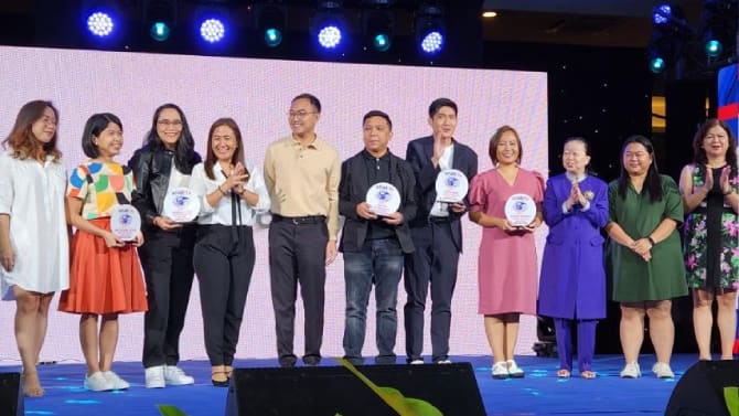 ABS-CBN programs & artists Anak TV seal