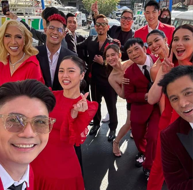 Vice gives a glimpse of fun celebration of It's Showtime family after new deal with GMA | ABS-CBN Entertainment