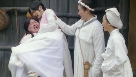 The Tale Of Nokdu: Nokdu, pinilit ng mga biyuda na sumamang maligo sa batis Image Thumbnail