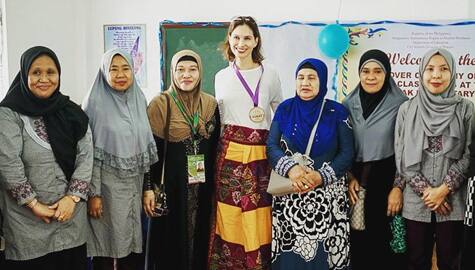 Dating Darna star na si Nanette Medved, nagpatayo ng mga classsroom sa Marawi Image Thumbnail