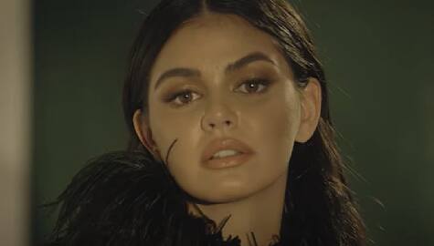 A Fashion Film With Metro.Style Cover Star Janine Gutierrez Image Thumbnail