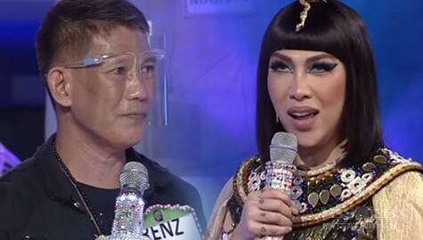 Renz, kaya hulaan ang kapalaran ng costumers