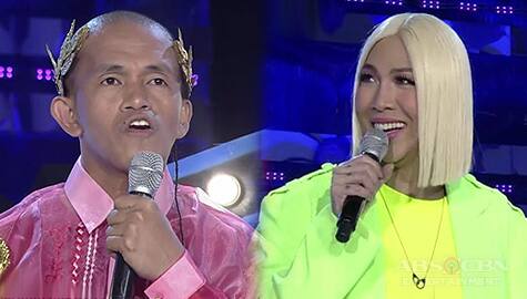 It’s Showtime: Vice Ganda, tinawag na professional na sandok si Mr. Q and A Bokyo! Image Thumbnail