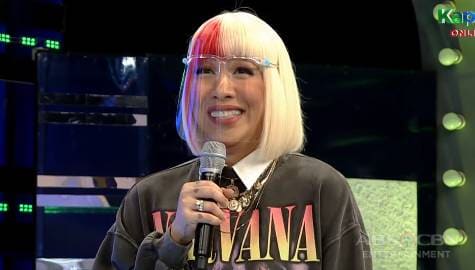 Bakit nga ba pinili ni  Vice Ganda na iwan ang dati niyang mga kaibigan? | It’s Showtime Image Thumbnail