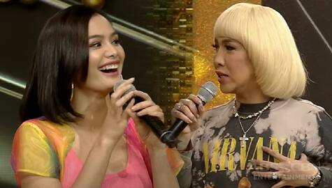 Vice, ikinumpara ang pwet nya kay sexy babe Cianne | It’s Showtime Image Thumbnail