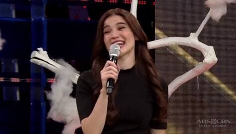 Anne, inamin na nape-pressure tuwing nagjo-joke na ang mga kasama | It’s Showtime Image Thumbnail
